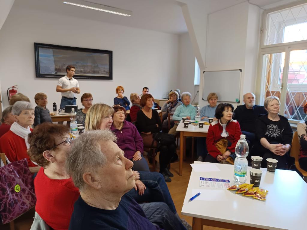 Seniorská akademie, seminář