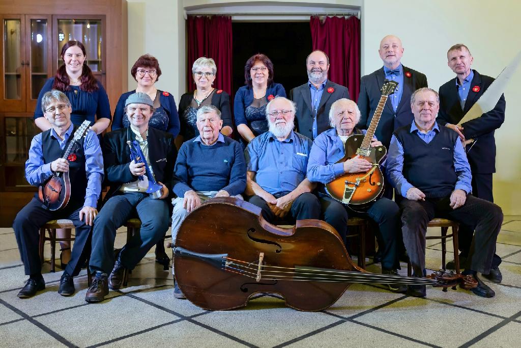 Pražská swingová formace Modrá Synkopa (Sokol Kampa)