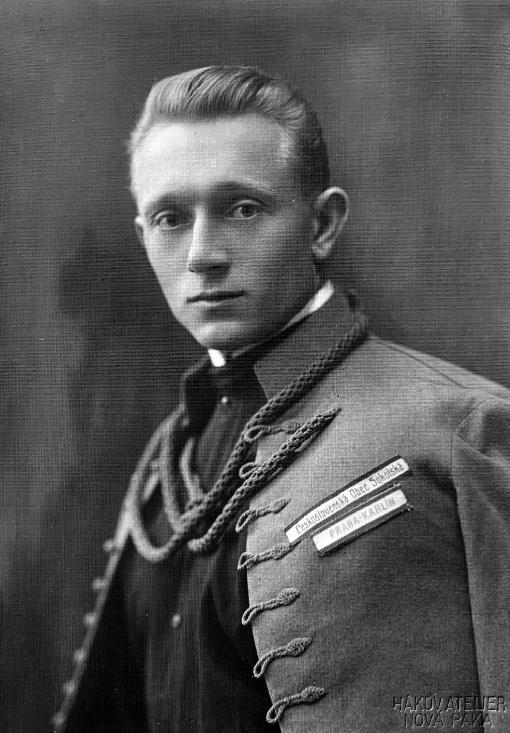 František Pecháček ve 20. letech