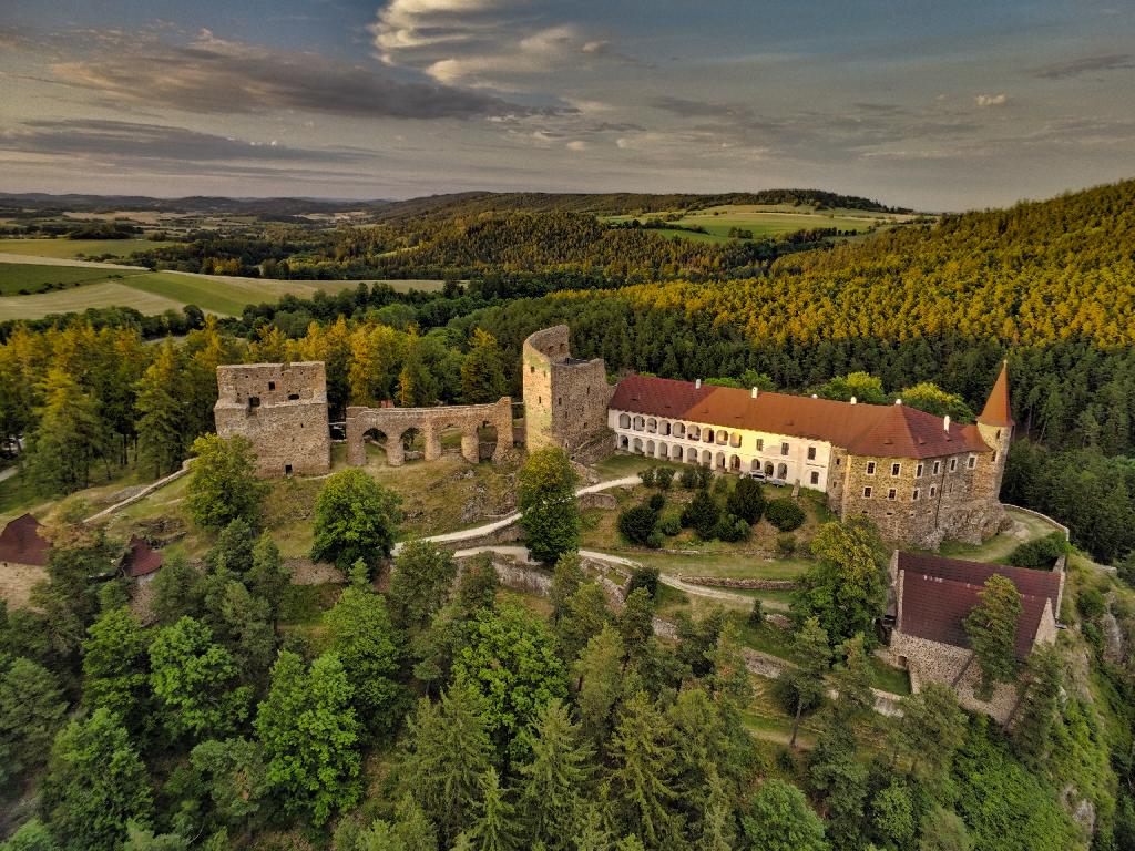 Hrad Velhartice