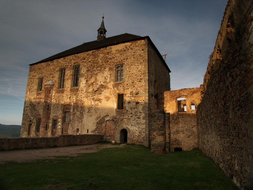 Hrad Točník