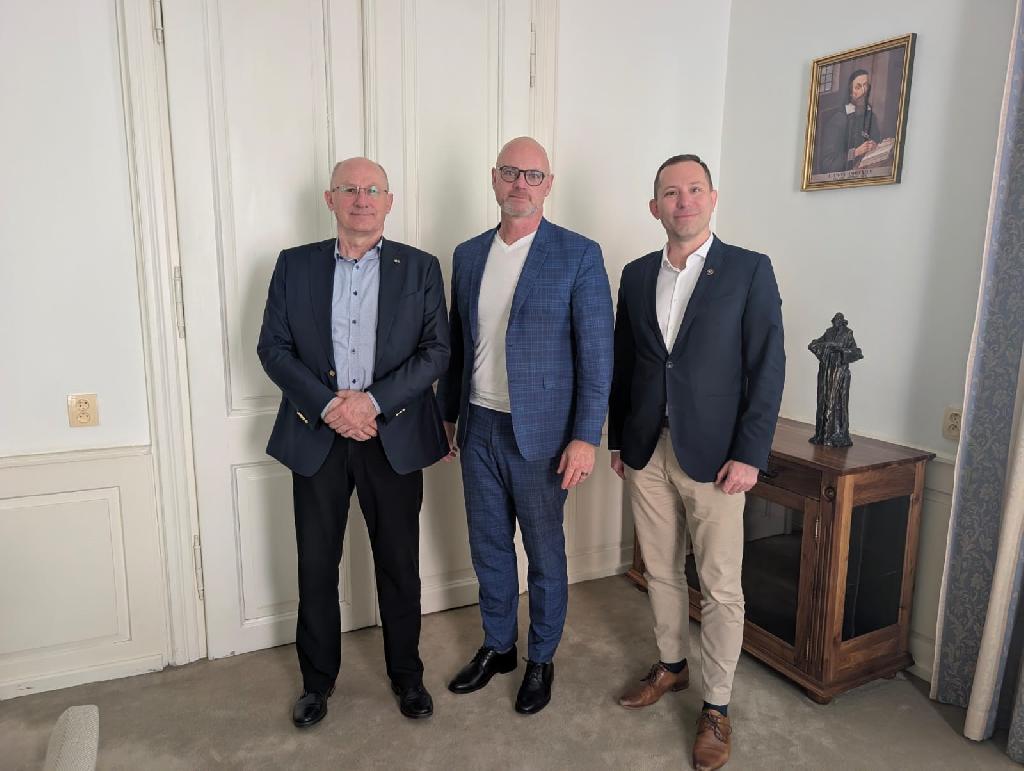 Jednání s ministrem školství Robertem Plagou o školním sportu, 14. 4. 2026